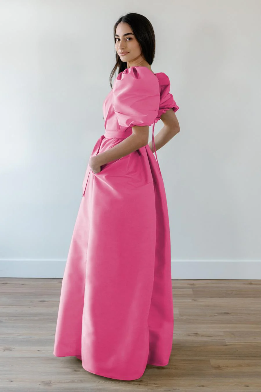 By Watters Evening Style Bungalow in Cosmopolitan - Image 2