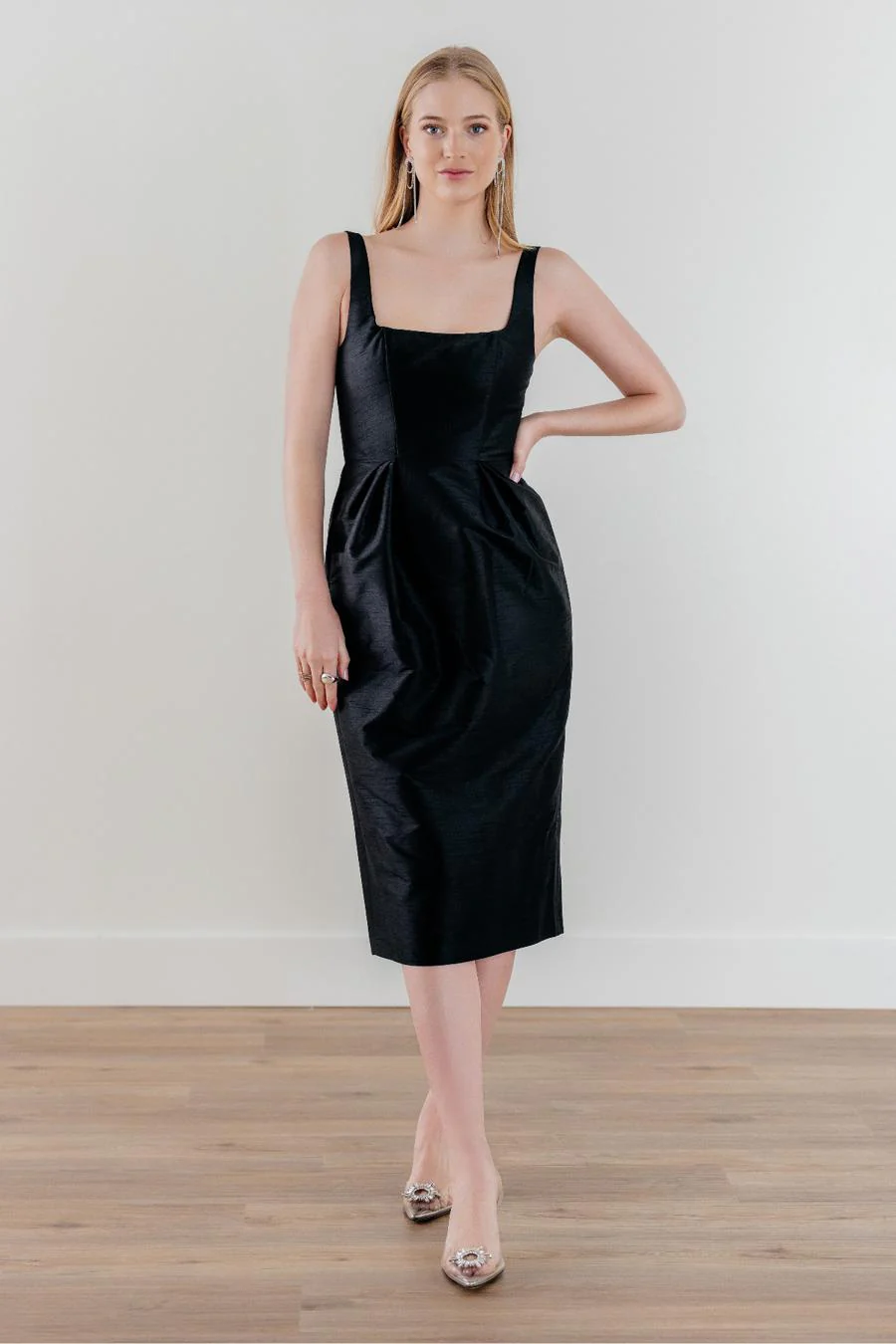 By Watters Evening Style Seaside in Black