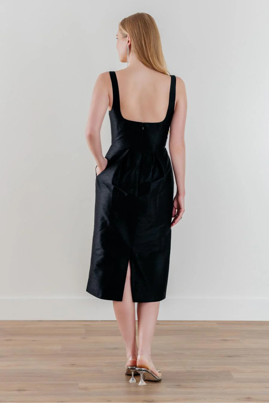 By Watters Evening Style Seaside in Black - Image 2