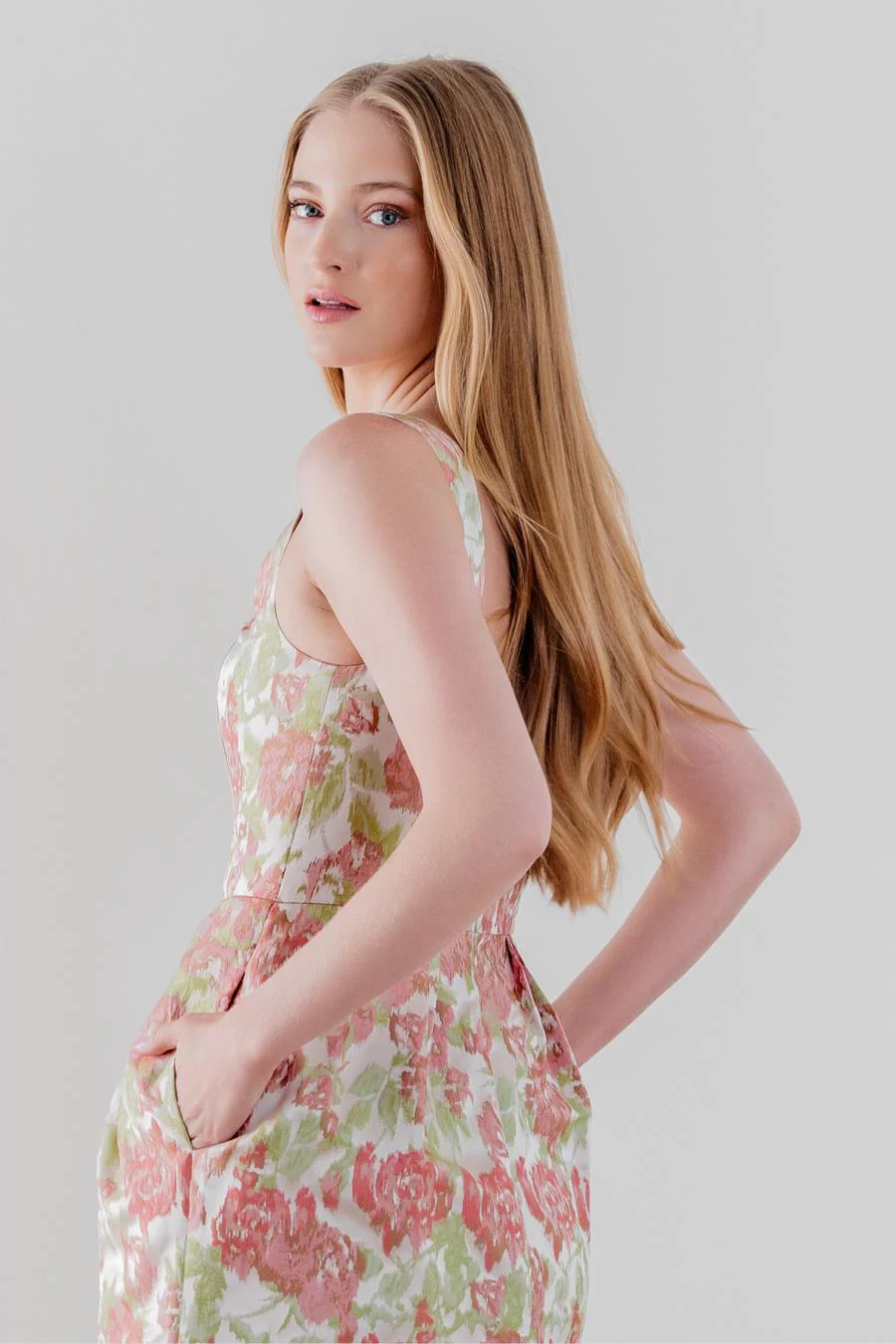 By Watters Evening Style Seaside in Garden Party Brocade - Image 4
