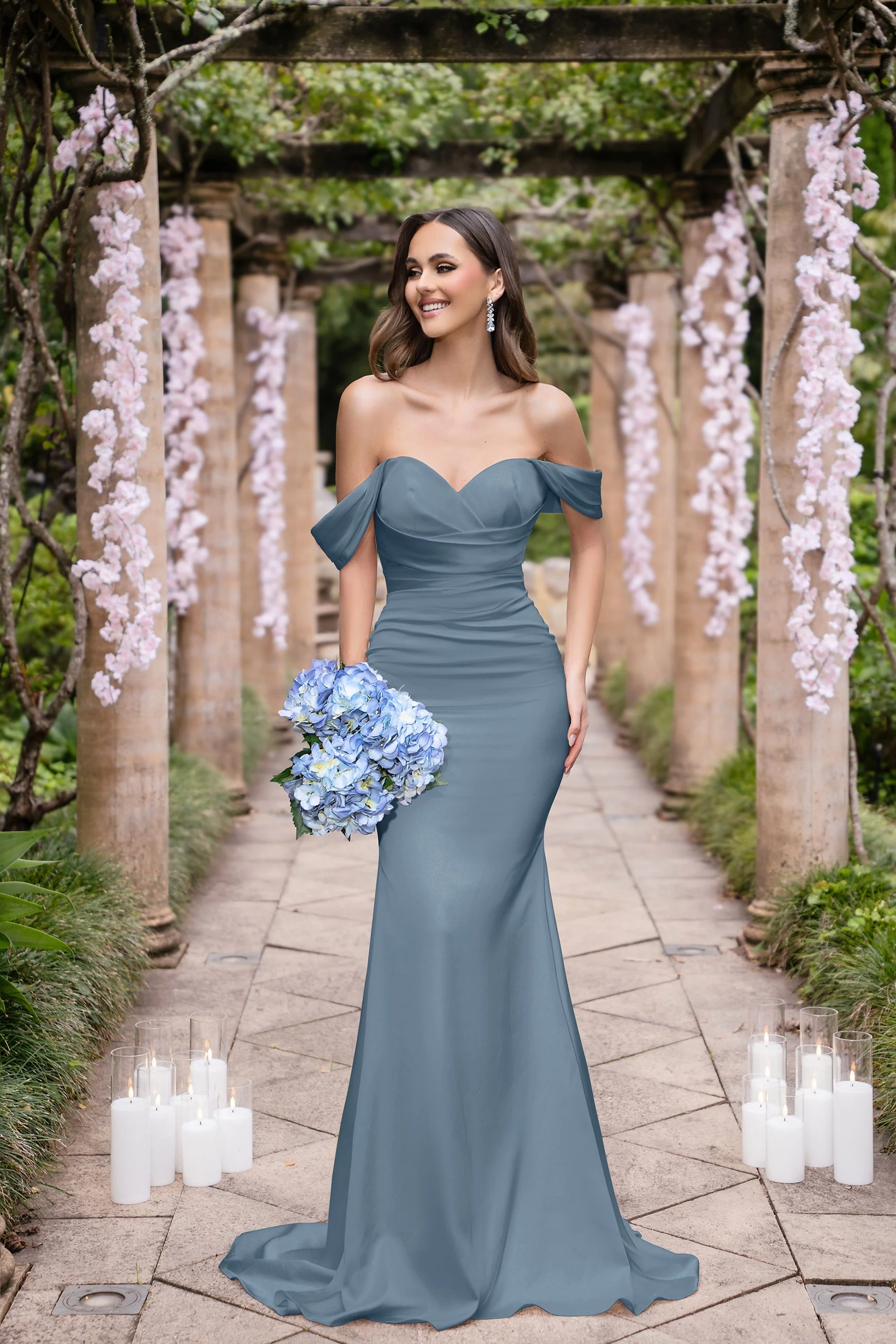Dollhouse Bridesmaid Dress Alexia - Image 2