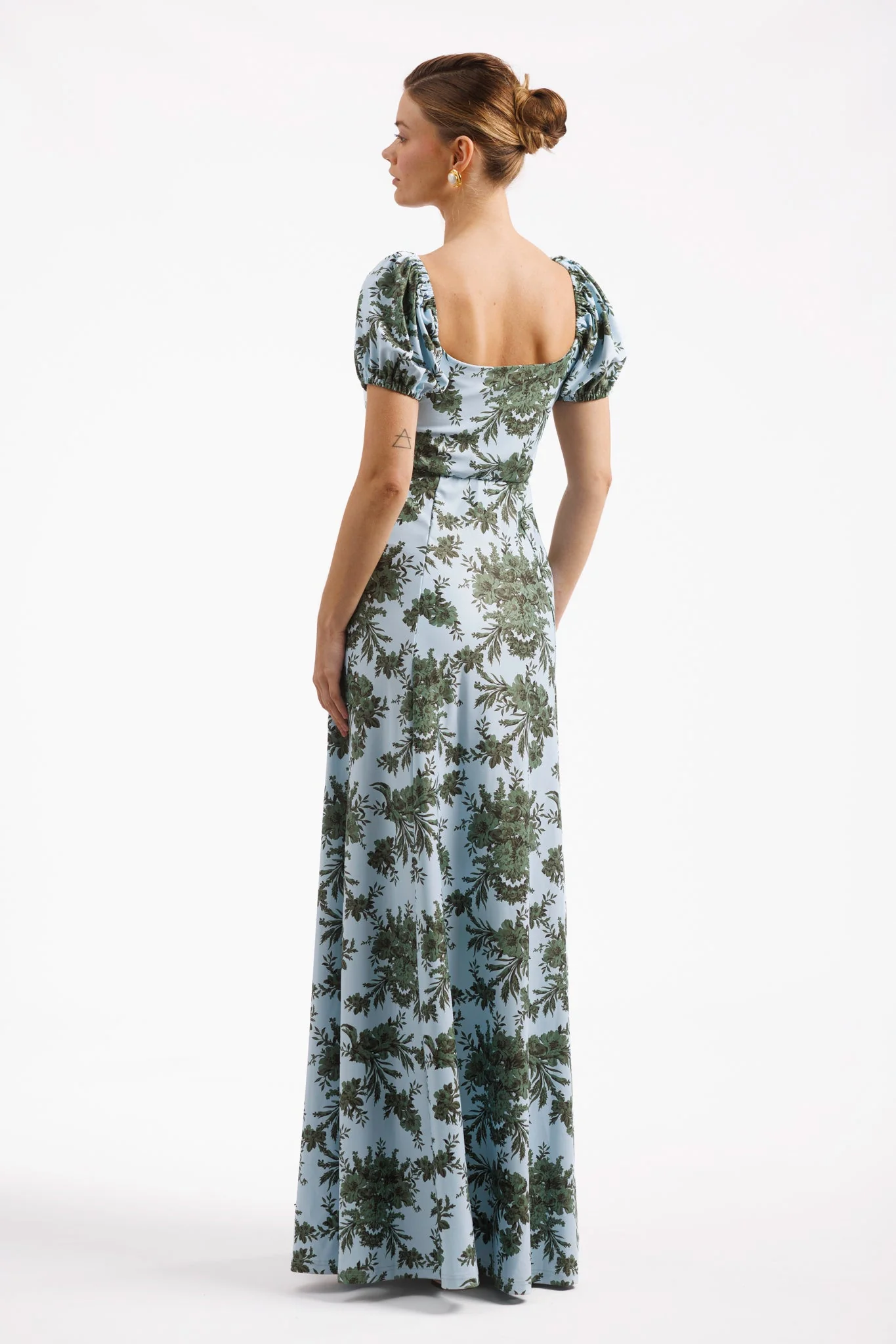 Elizabeth Dress in Palace Hall - Image 7