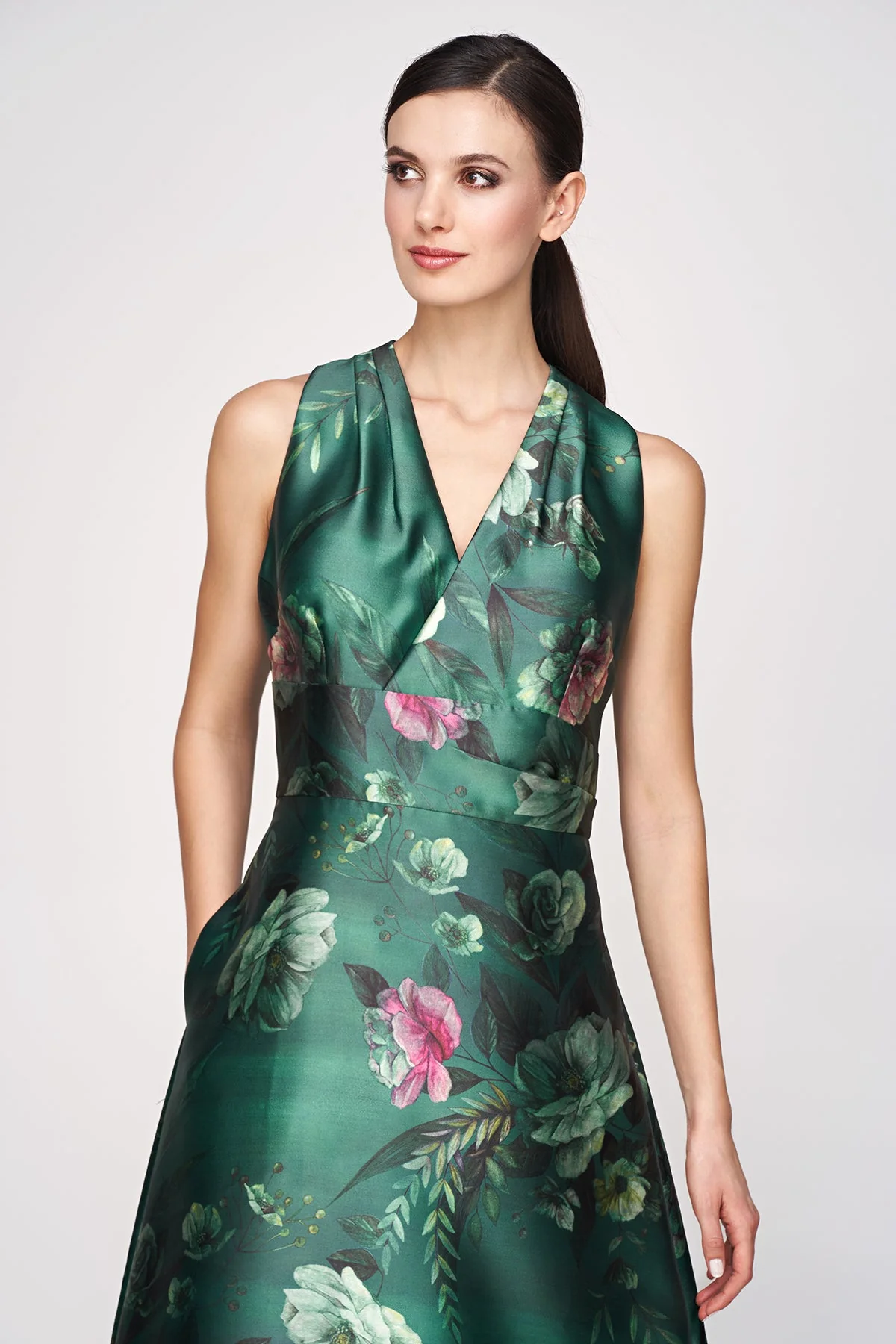 Kay Unger Rosalind Gown in Light Emerald - Image 4