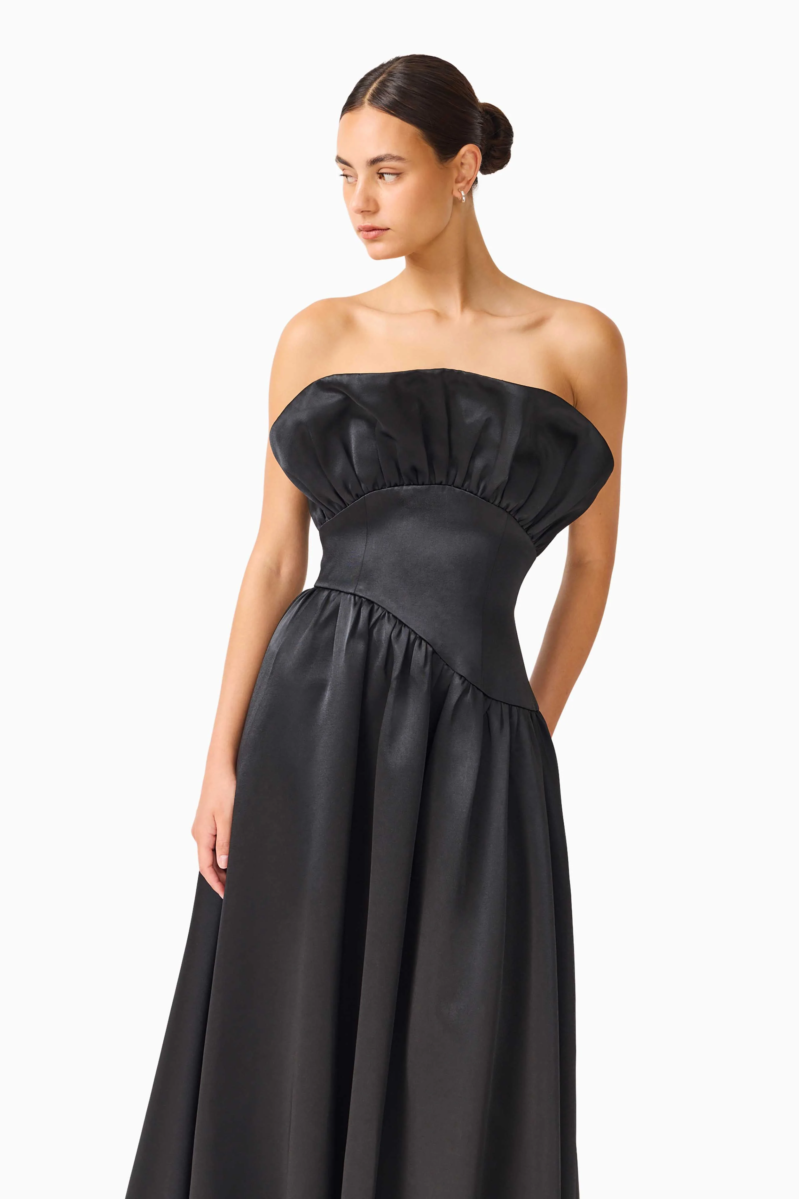 Laurel Sleeveless Maxi Dress in Black - Image 6