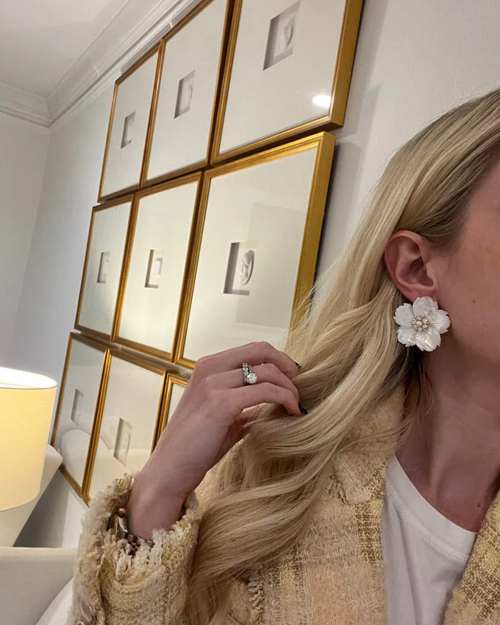 The Large Olivia Petal Earrings - Image 4